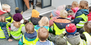 Buurtbewoners Leefschool Droomschip Lezen Voor Aan Leerlingen 2B