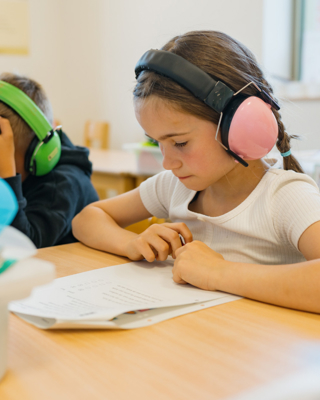 Leerlingen Zelfstandig Aan Het Werk In De Klas