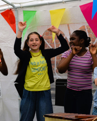 4 Vrolijke Kinderen In De Academie