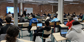 Aula Met Studenten Rh