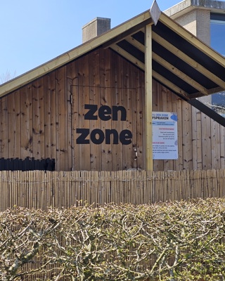 De Zen Zone Van GO! Basisschool De Stempel In Brugge Van Buitenaf