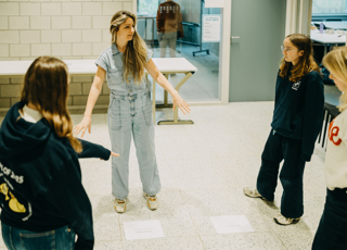 (C) Einstein Atheneum