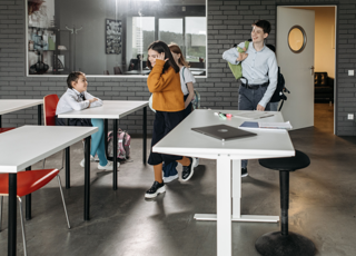 Leerlingen Komen Klas Binnen Rh