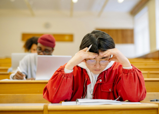 Leerlingen In Studiezaal Rh