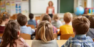 Klas Met Leerkracht Vooraan