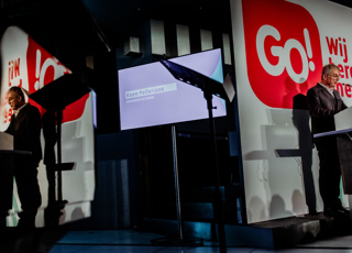 Kijk Van Koen Terug En Vooruitblik Rh