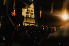 Roos Deanayer Op Gitaar Rh